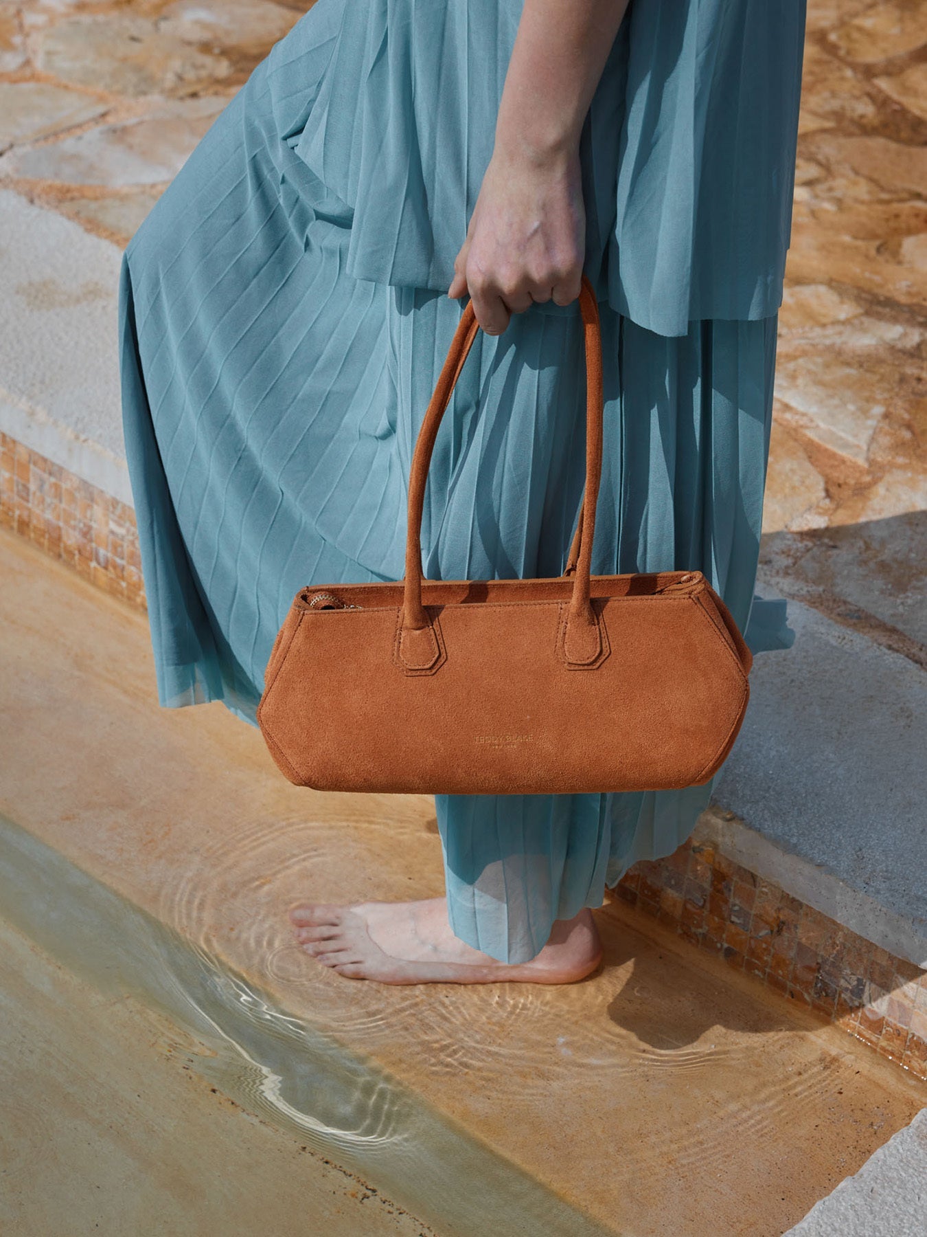 Vera Suede Elongated - Camel Brown