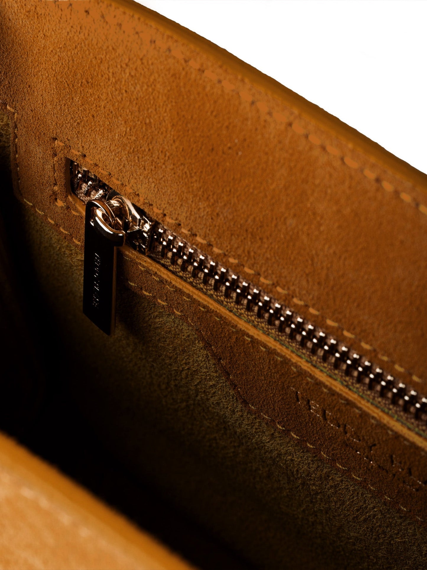 Dana Suede 11" - Camel
