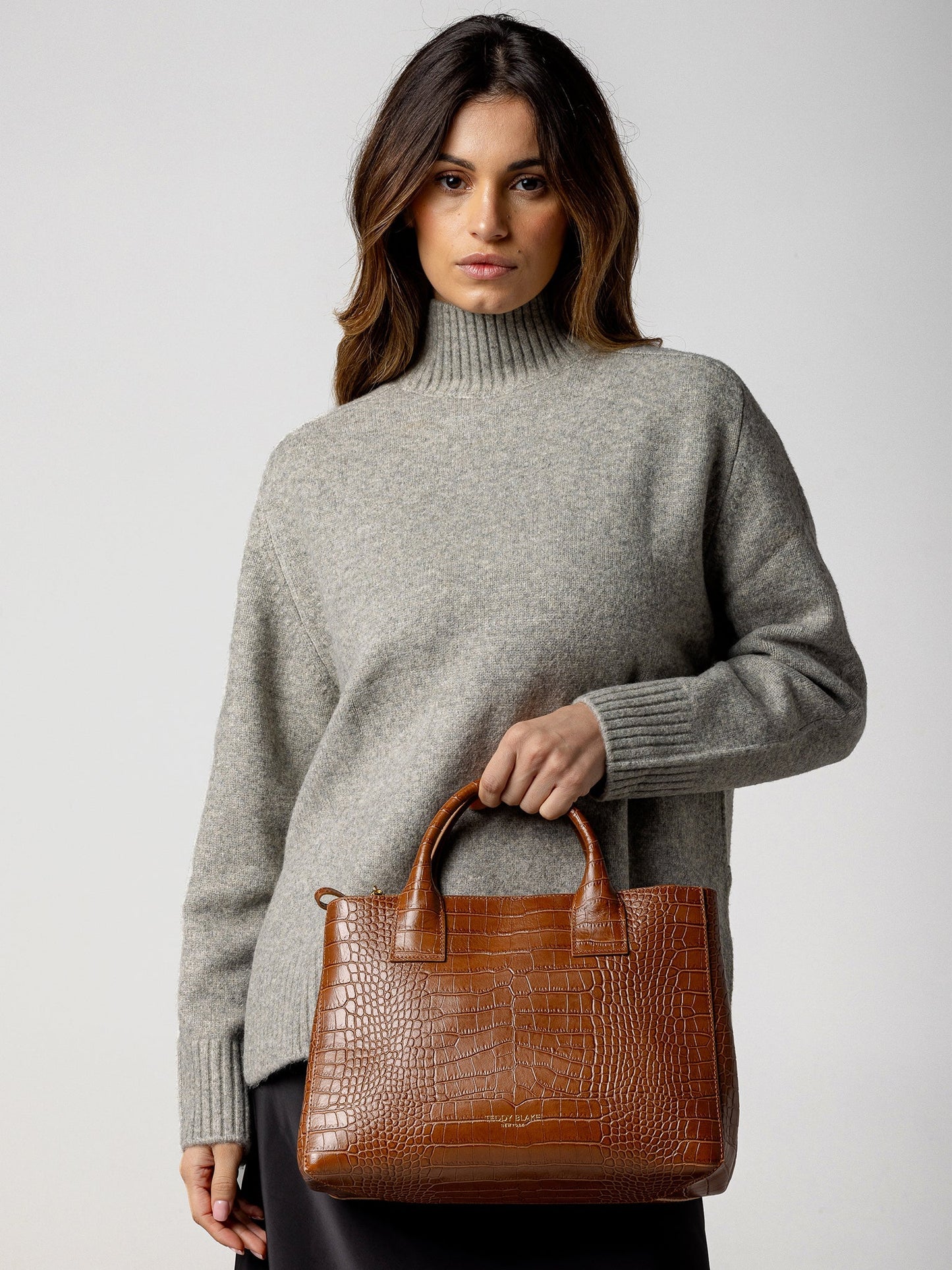 Bella Croco 12" - Camel Brown