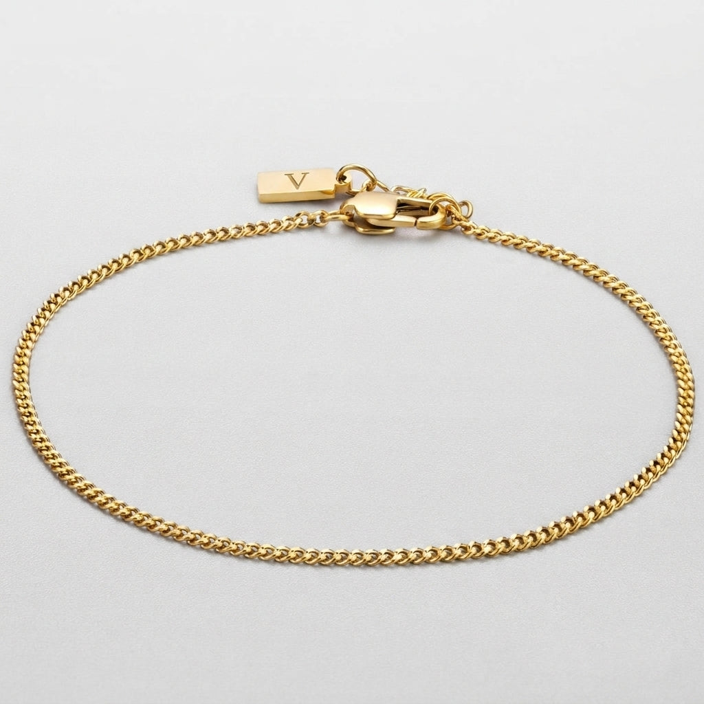 Minimal Curb Bracelet