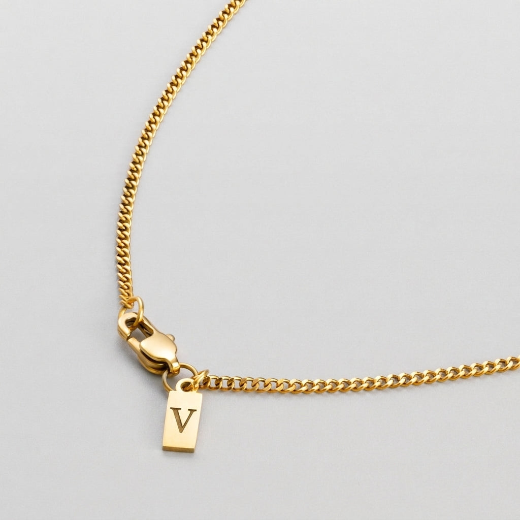 Minimal Curb Chain