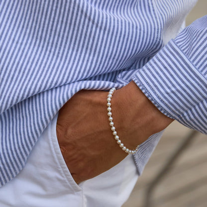 Classic Pearl Bracelet