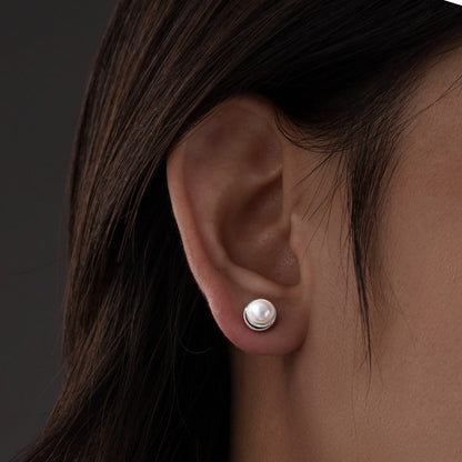 Classic Pearl Studs