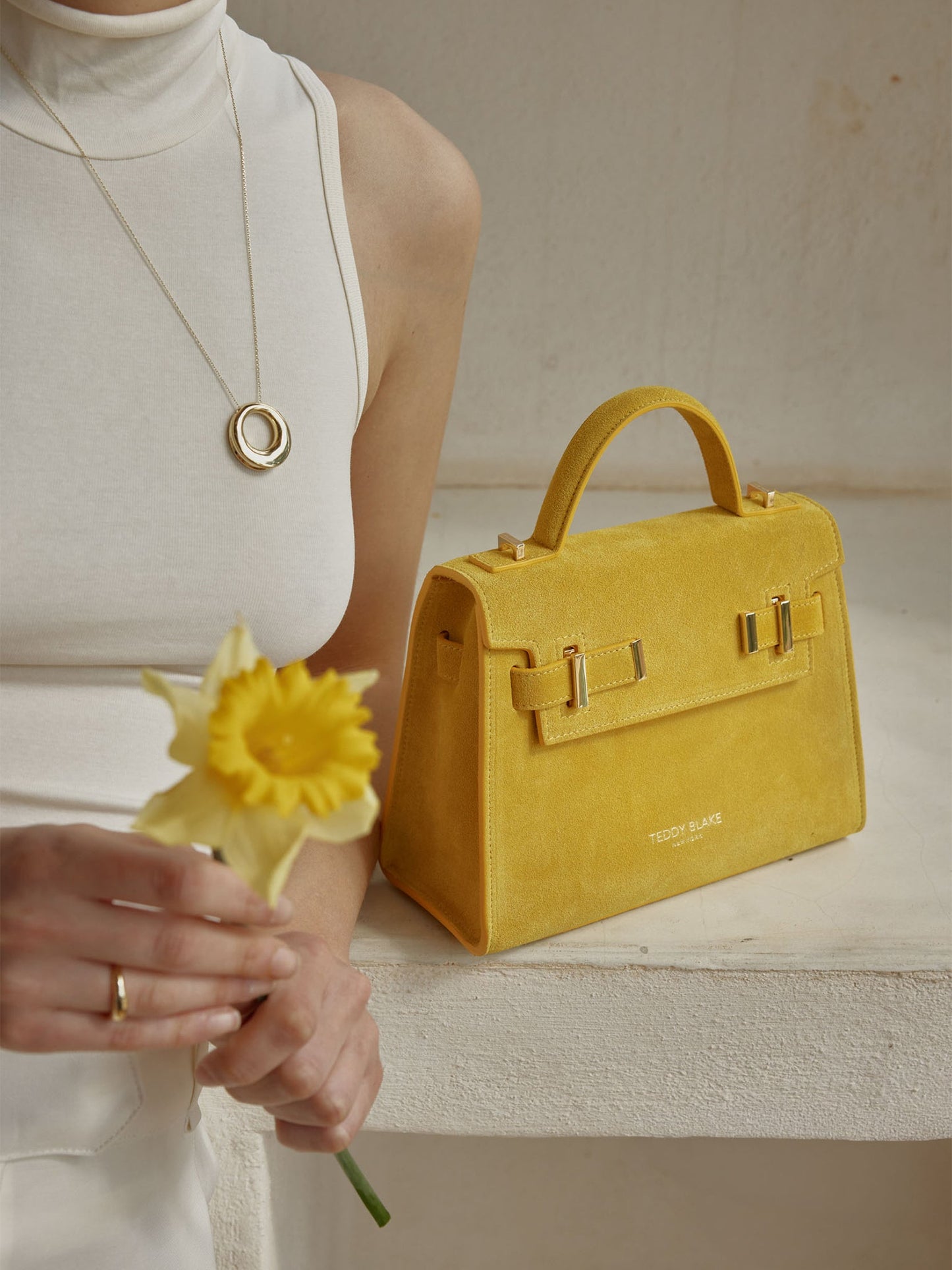 Ava Suede 9" - Yellow