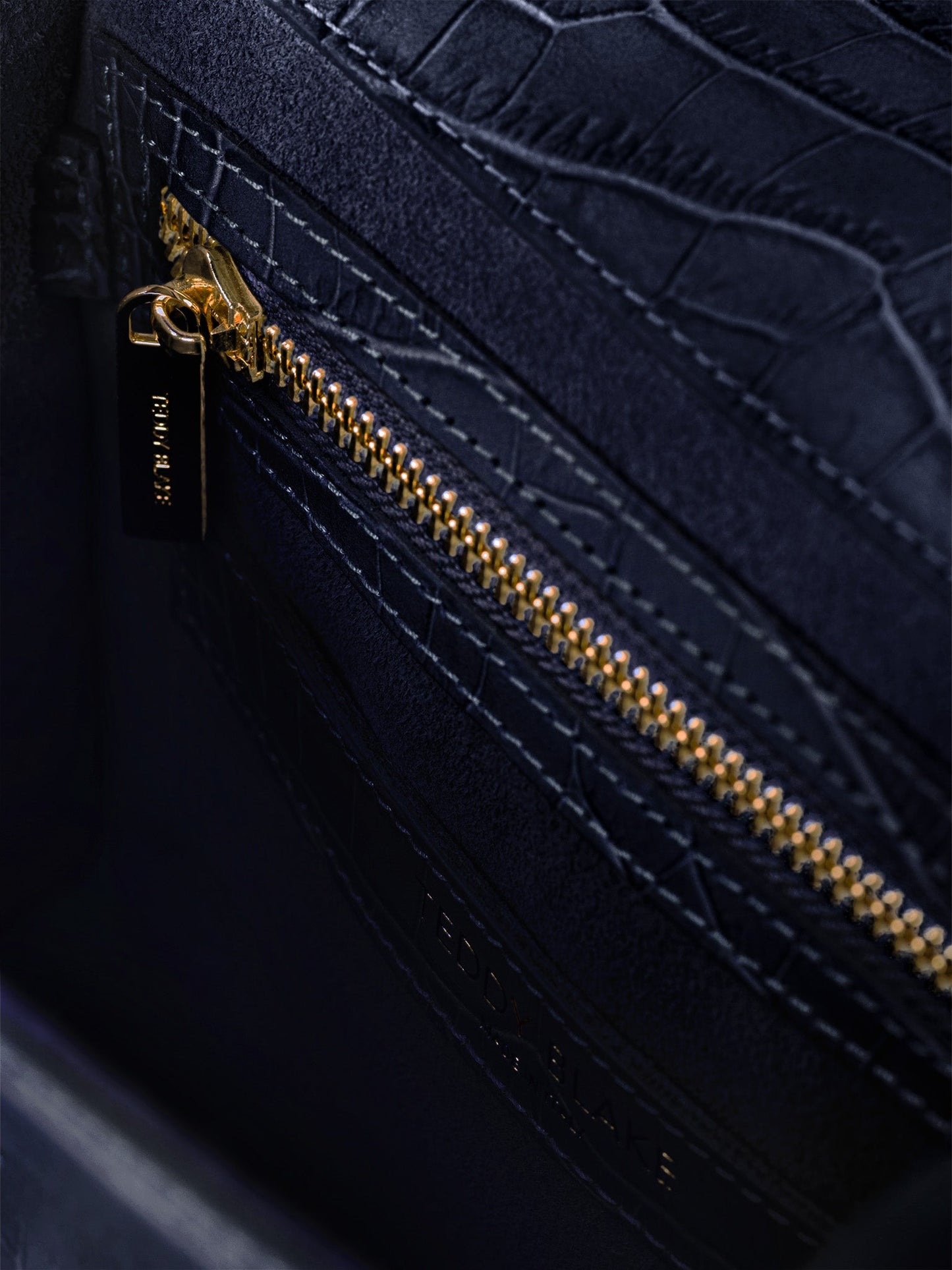 Ava Croco  9" - Blue Jeans