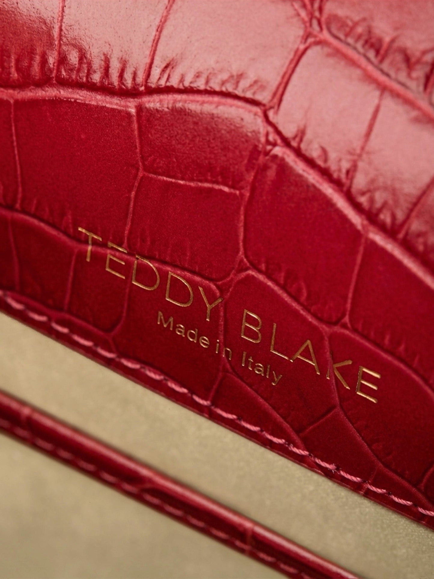Kim Croco 11" - Dark Red
