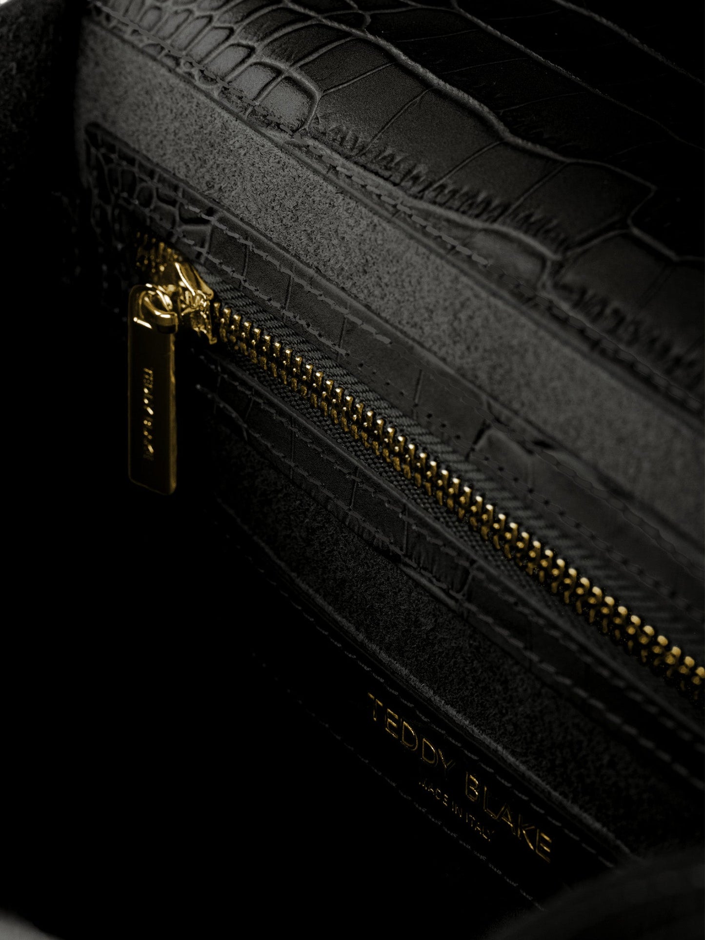 Ava Croco  11" - Black